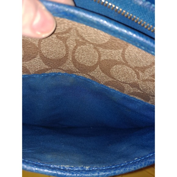 Coach File Bag in Signature Canvas‎ F34938 | Light Khaki/Pool Blue - Picture 8 of 13